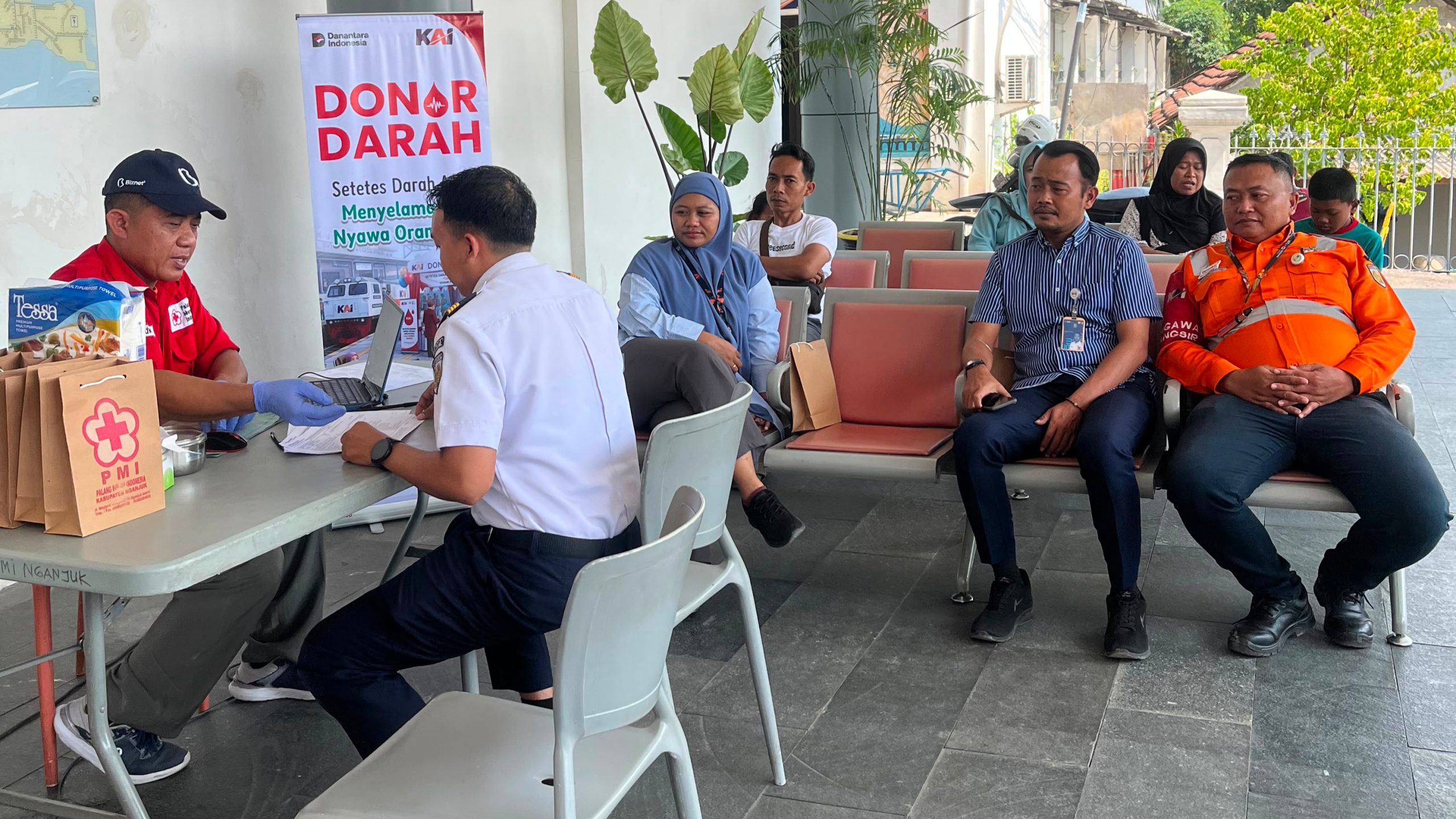 Setetes Darah, Sejuta Harapan: Insan KAI Daop 7 Madiun Bergerak Menjaga Nyawa Sesama